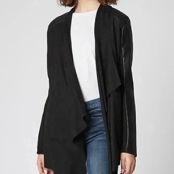 Drape front jacket with shoulder zip detailing. - Picture 2 of 11